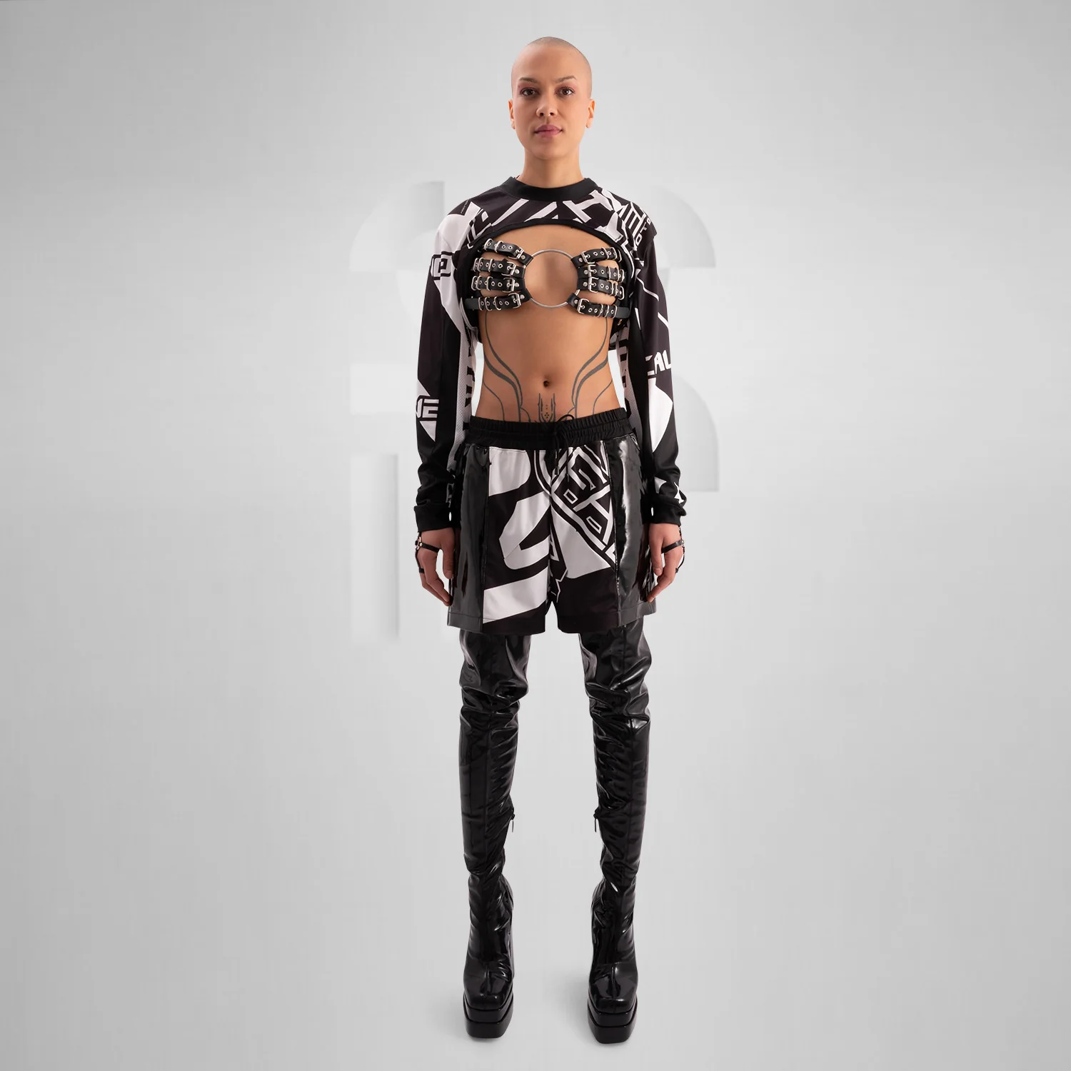 Cropped Geometric Sport Longlseeve