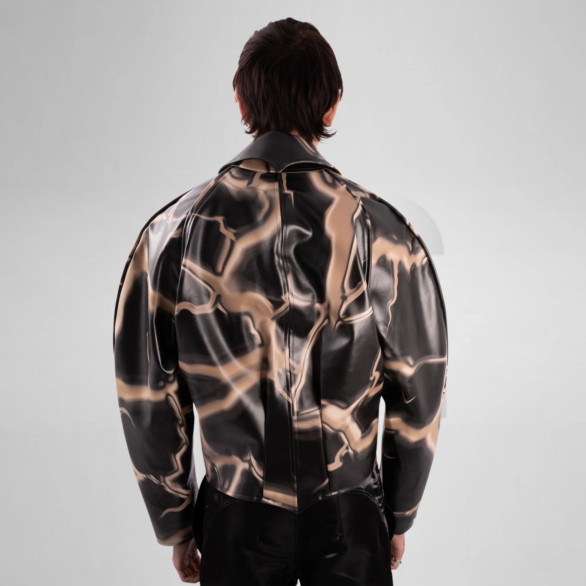 Extravagant tailored Jacket - Image 6