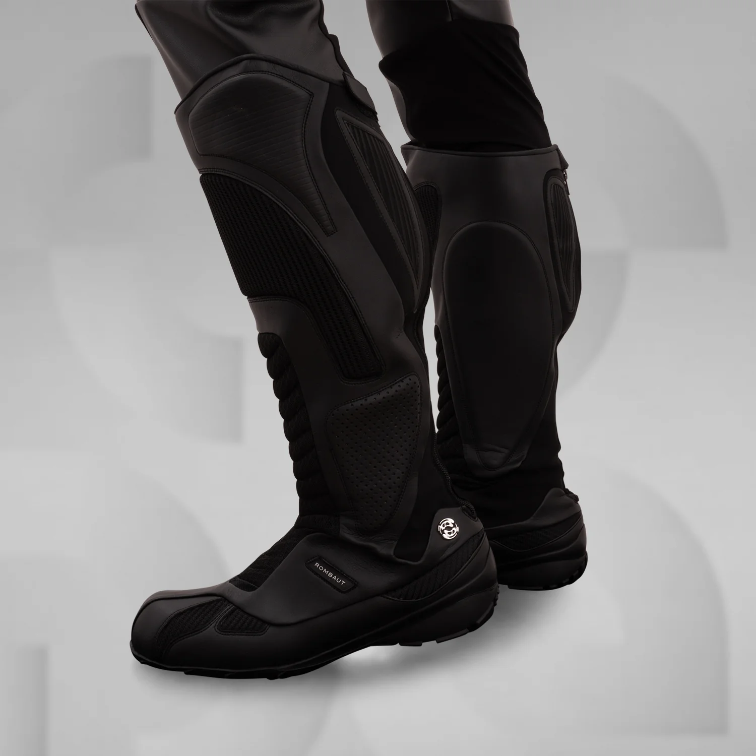 Futuristic Boot - Image 2