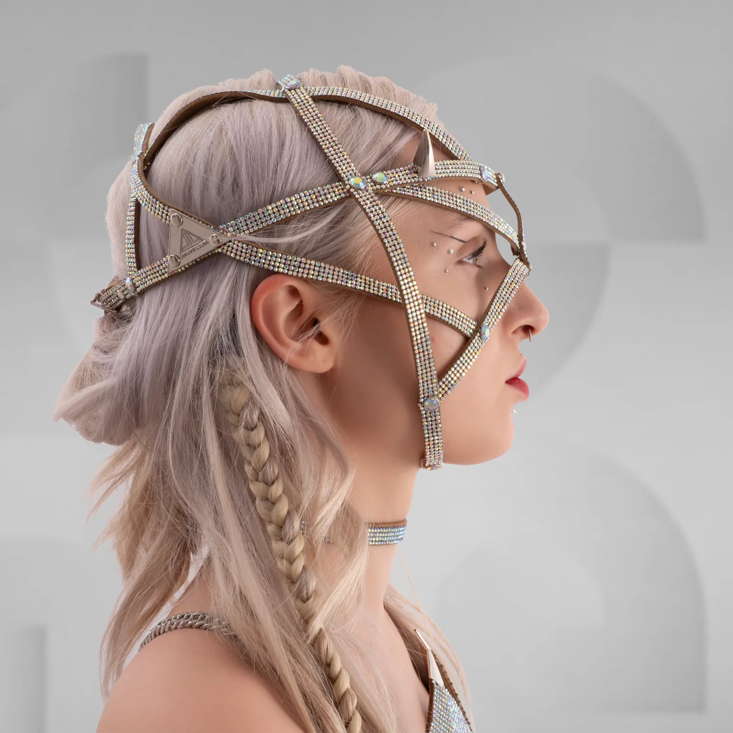 Rhinestones Devil Headpiece - Image 2