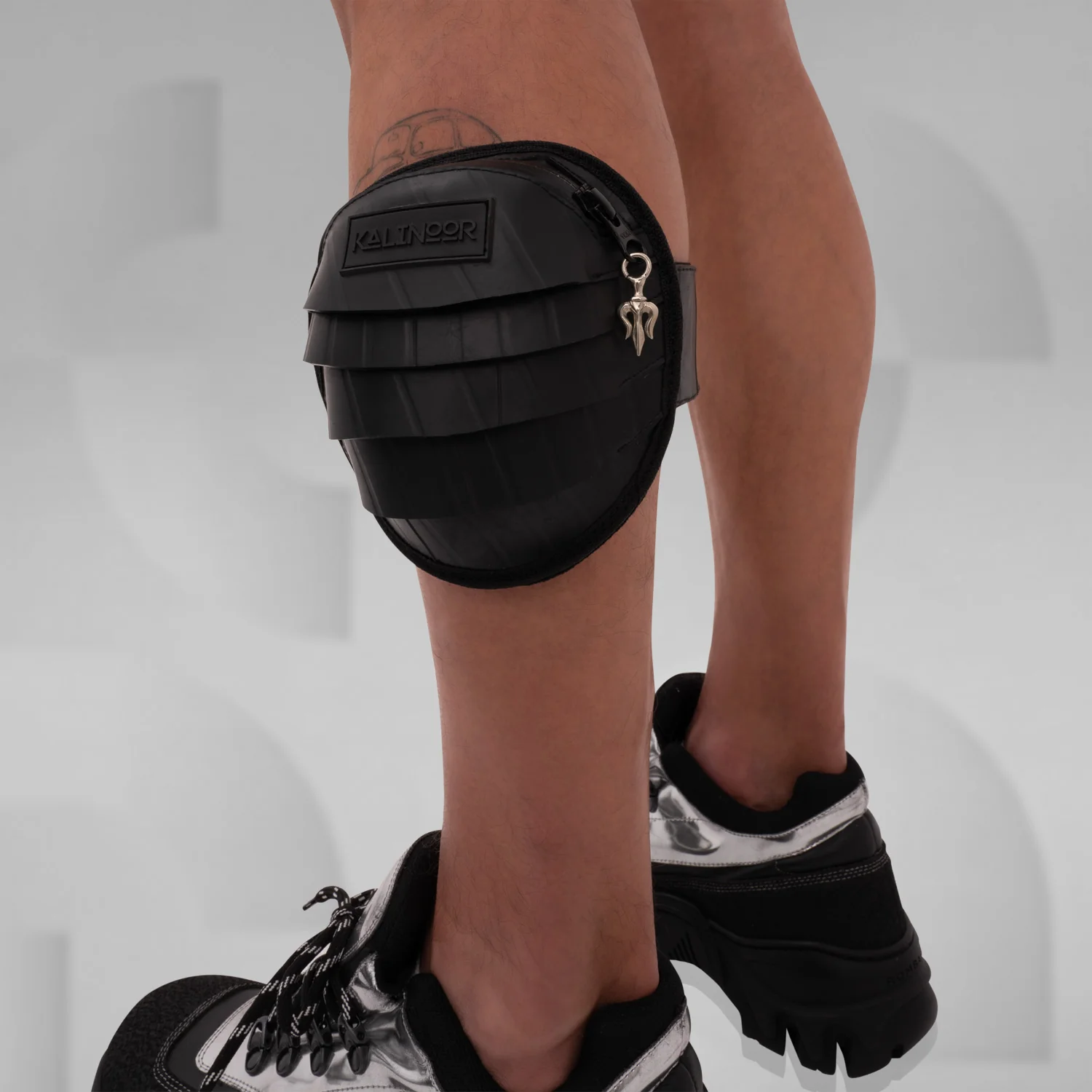 Rubber Arm & Leg Bag - Image 4